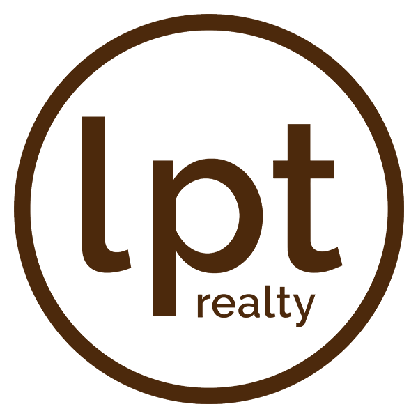 Luci Hawes, Realtor
